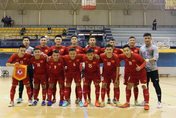Đội tuyển futsal Việt Nam có trận hòa trước CLB Real Betis - Ảnh 1