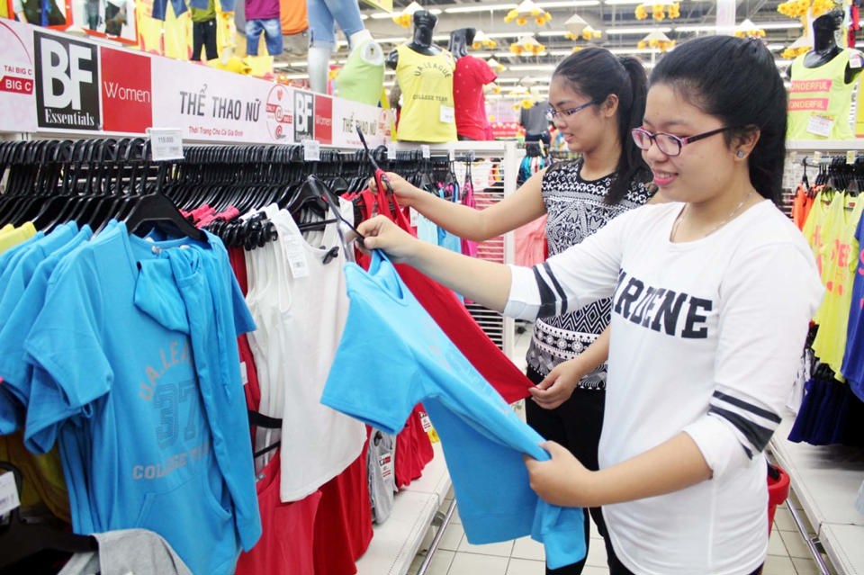 Big C dừng nhập hàng dệt may Việt Nam: Bảo vệ doanh nghiệp, quyền lợi người tiêu dùng đến cùng - Ảnh 1
