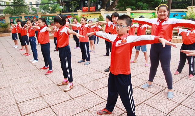 Bảo hiểm y tế cho học sinh, sinh viên: Linh hoạt trong thu phí - Ảnh 1