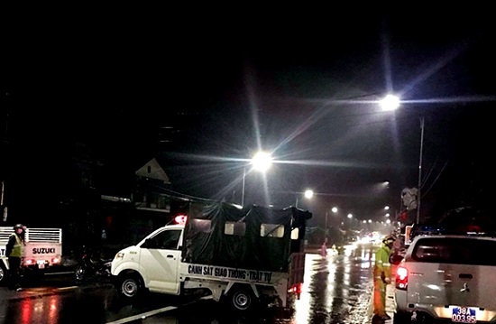 Hà Tĩnh: Mưa lớn khiến Quốc lộ 1A ngập sâu - Ảnh 2