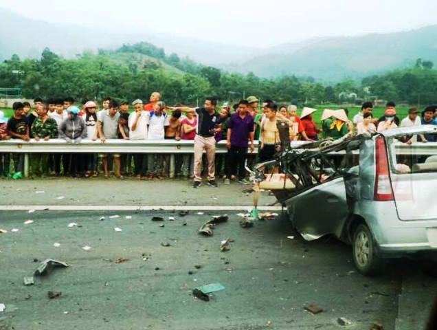 Tai nạn kinh hoàng trên đường Hòa Lạc - Hòa Bình, 1 người tử vong - Ảnh 3