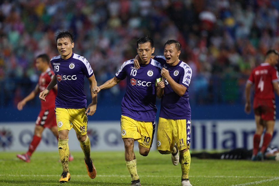 Văn Quyết lập công, Hà Nội FC đánh bại Becamex Bình Dương ở chung kết lượt đi AFC Cup - Ảnh 1