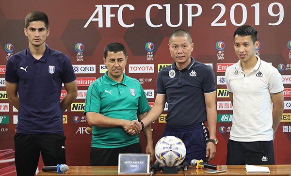 Bán kết AFC Cup 2019: HLV Chu Đình Nghiêm tiết lộ những khó khăn của Hà Nội FC - Ảnh 1