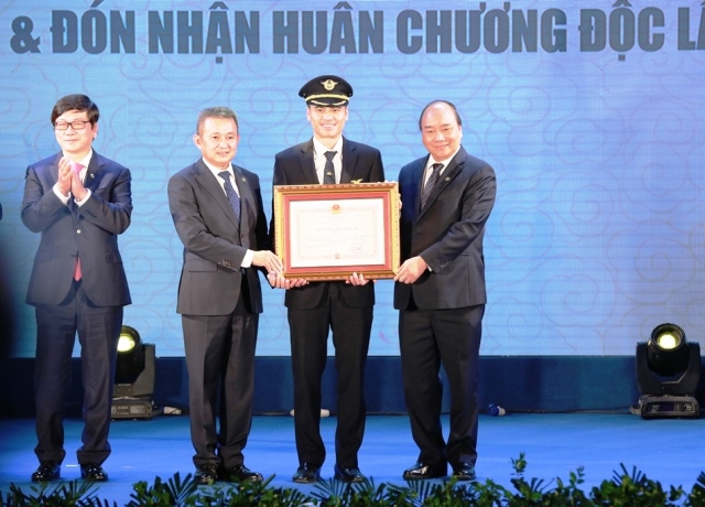 Thủ tướng trao Huân chương Độc lập hạng Nhì cho Đoàn Bay 919 - Ảnh 2