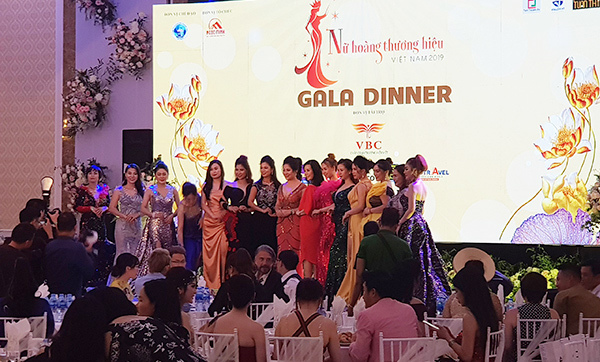“Tôn vinh Nữ hoàng thương hiệu Việt Nam 2019”: Gala Dinner cắt giảm các màn diễn - Ảnh 1