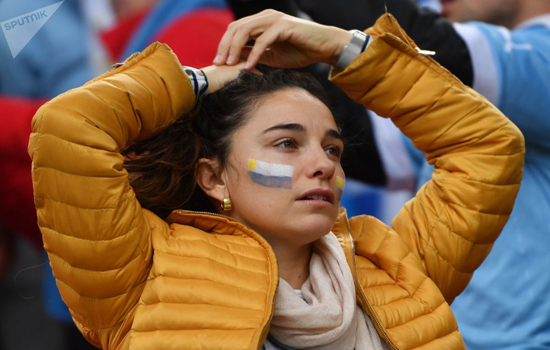 Ngắm "màu cờ, sắc áo" được vẽ trên mặt những nữ CĐV xinh đẹp tại World Cup 2018 - Ảnh 11