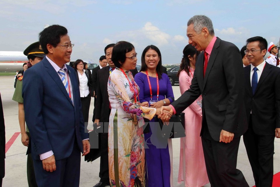 Lễ tiễn các đoàn đại biểu cấp cao tham dự Tuần lễ Cấp cao APEC 2017 - Ảnh 5