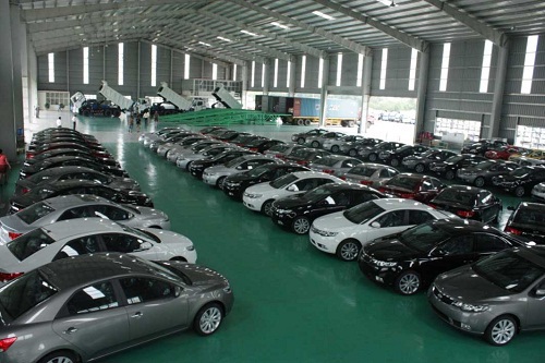Người Việt đã chi gần 7 tỷ USD để nhập khẩu ôtô trong năm 2017 - Ảnh 1