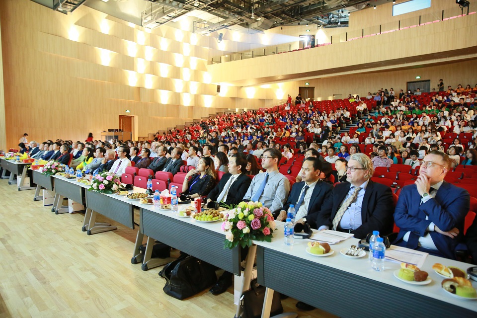500 nhà khoa học tham dự Hội thảo của ĐH Văn Lang - Ảnh 1