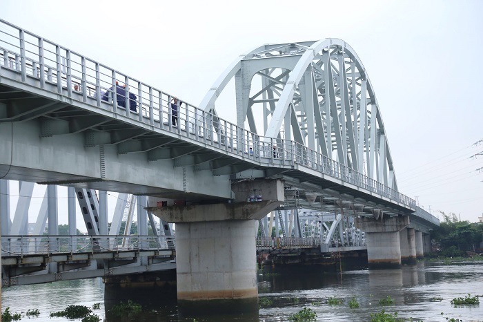 TP Hồ Chí Minh: Cầu đường sắt Bình Lợi mới chính thức thông tàu sau 4 năm thi công - Ảnh 1