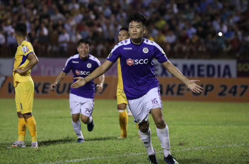 Vất vả đánh bại SLNA, Hà Nội FC vô địch V-League sớm 2 vòng đấu - Ảnh 2