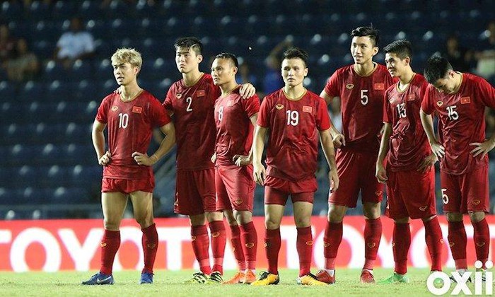 Tuyển Việt Nam bị tụt 1 bậc trên bảng xếp hạng FIFA - Ảnh 1