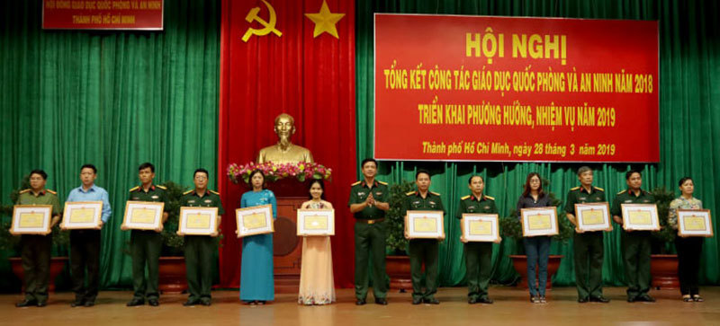 TP Hồ Chí Minh: Hơn 18.000 lượt cán bộ được bồi dưỡng kiến thức QP-AN - Ảnh 2