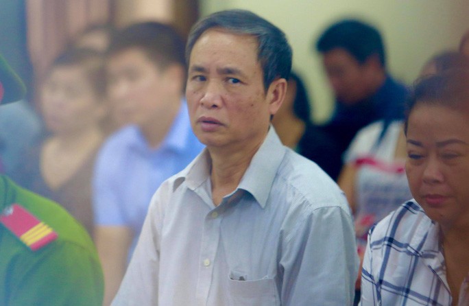 Vụ gian lận thi cử tại Hà Giang: Phó Giám đốc Sở GD&ĐT thừa nhận việc nhờ nâng điểm cho con - Ảnh 1