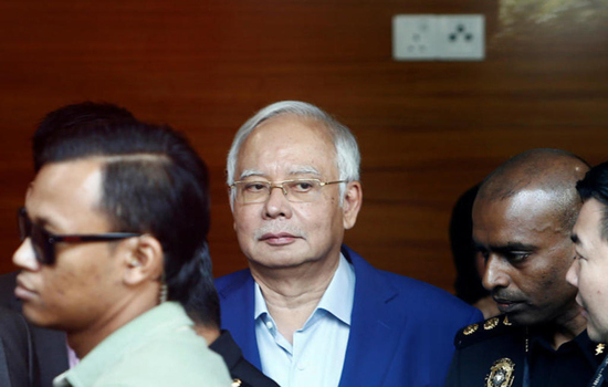 Cựu Thủ tướng Malaysia Najib Razak bị thẩm vấn vì bê bối tham nhũng quỹ 1MDB - Ảnh 1