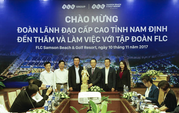 Bí thư Tỉnh ủy Nam Định: “Chính quyền tỉnh sẽ vào cuộc tích cực để hỗ trợ FLC nghiên cứu đầu tư” - Ảnh 2