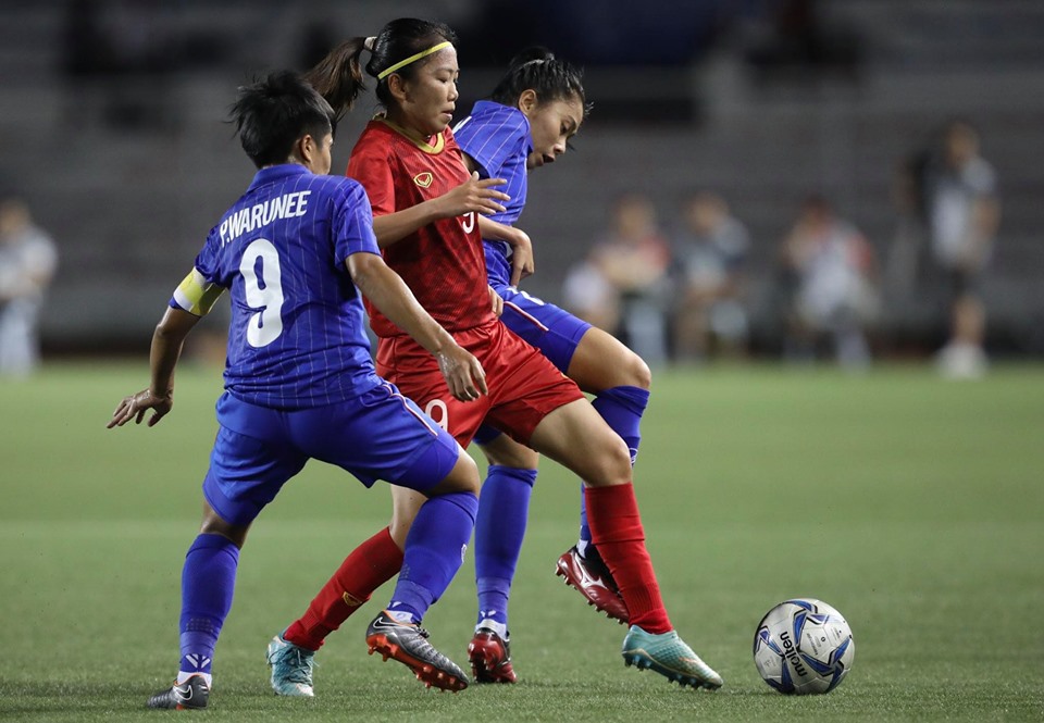 HLV Mai Đức Chung hâm mộ tinh thần của các nữ cầu thủ bóng đá Việt Nam - Ảnh 2
