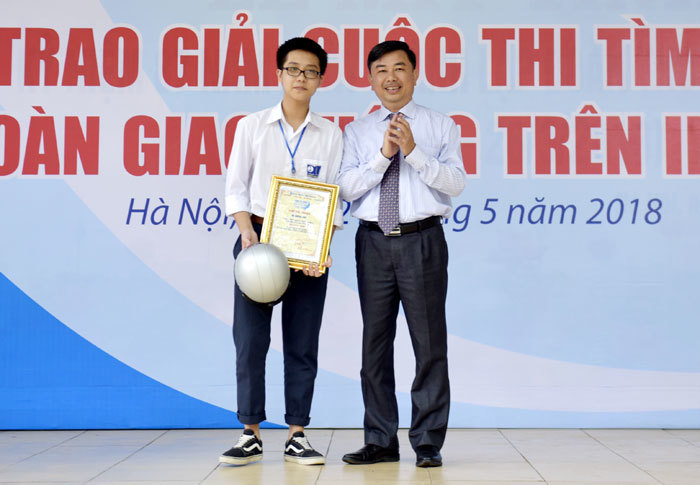 Triển khai Chương trình truyền thông "Vì An toàn giao thông Thủ đô năm 2018" - Ảnh 1