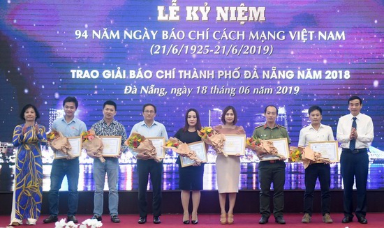 Báo Kinh Tế & Đô Thị đoạt giải nhì giải báo chí Đà Nẵng năm 2018 - Ảnh 2