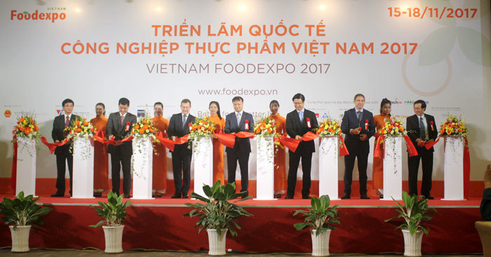 Hơn 400 doanh nghiệp tham gia Triển lãm Việt Nam Foodexpo 2017 - Ảnh 1