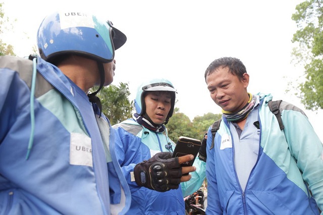 Hàng trăm tài xế tổ chức tuần hành chia tay Uber Việt Nam - Ảnh 9