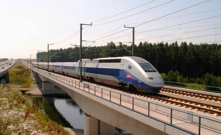 Báo cáo tiền khả thi dự án Đường sắt tốc độ cao Bắc – Nam: Vẫn lệch pha về phương án phân kỳ đầu tư - Ảnh 1