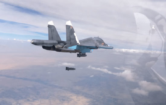 Máy bay Nga, Syria tiến hành không kích tỉnh Idlib bất chấp cảnh báo của Mỹ - Ảnh 1