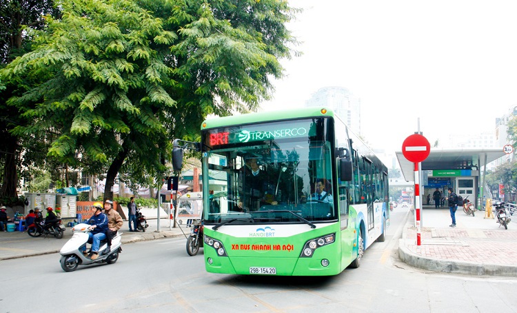 Xe buýt Hà Nội: Thành công từ những đột phá - Ảnh 1