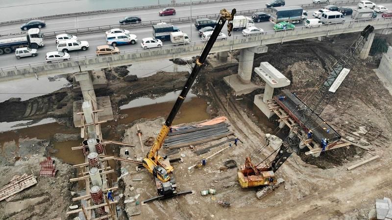 Hà Nội: Toàn cảnh công trường dự án xây dựng 2 cầu qua hồ Linh Đàm - Ảnh 8