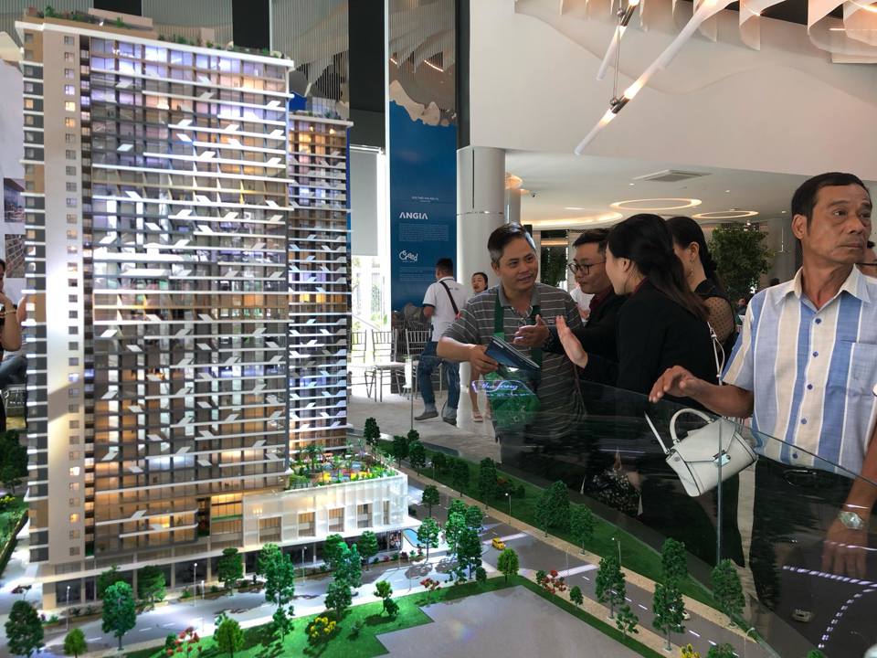 TP Hồ Chí Minh: Doanh nghiệp bất động sản “ém” thông tin dự án sẽ bị đình chỉ kinh doanh 1 năm - Ảnh 1