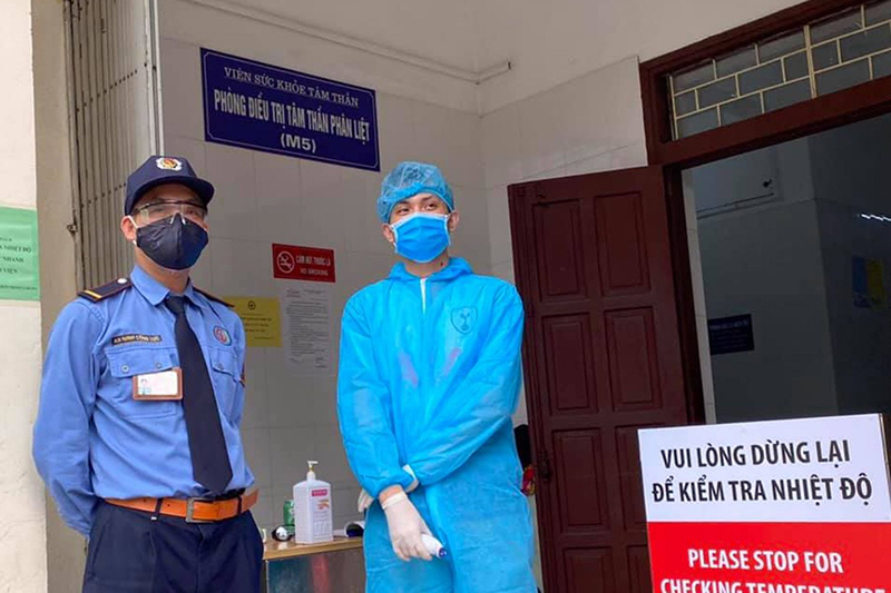 Khẩn trương rà soát danh sách bệnh nhân khám tại Bệnh viện Bạch Mai từ ngày 10/3 - Ảnh 1