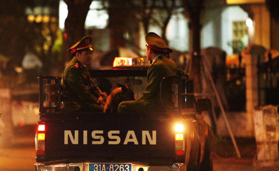 Lực lượng an ninh trắng đêm bảo vệ Chủ tịch Triều Tiên Kim Jong-un - Ảnh 9