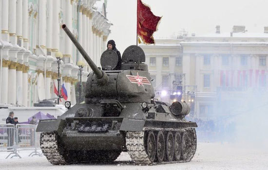 Toàn cảnh lễ diễu binh của Nga kỷ niệm 75 năm cuộc bao vây Leningrad - Ảnh 3