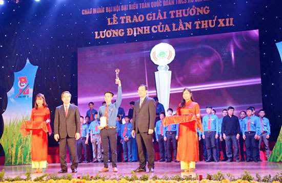 86 nhà nông trẻ nhận Giải thưởng Lương Định Của năm 2017 - Ảnh 1