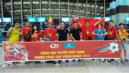 Cùng Blue Sky cổ vũ đội tuyển Việt Nam trong trận bán kết Asiad 2018 - Ảnh 1