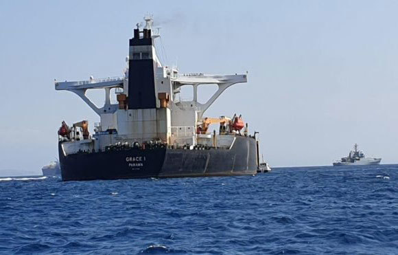Phản ứng của Nga về việc Anh bắt tàu chở dầu Iran tại eo biển Gibraltar - Ảnh 1