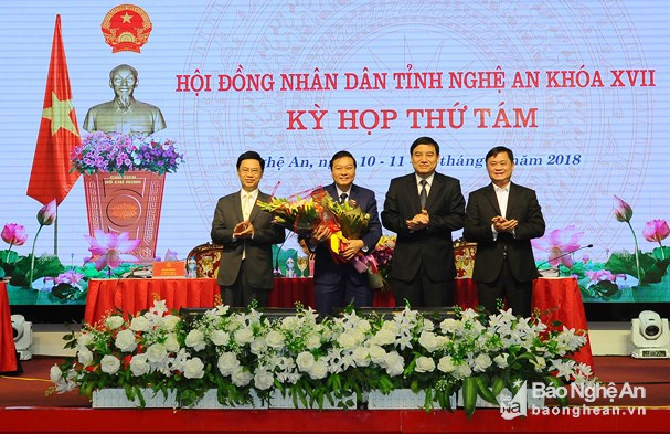 Thủ tướng phê chuẩn kết quả bầu bổ sung Phó Chủ tịch UBND tỉnh Nghệ An - Ảnh 1