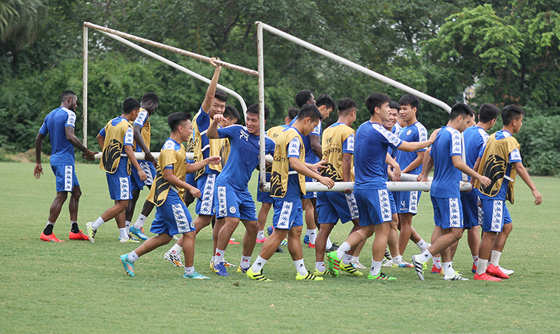 [Ảnh] Hà Nội FC quyết tâm đánh bại Ceres Nagros ngay tại Hàng Đẫy - Ảnh 6