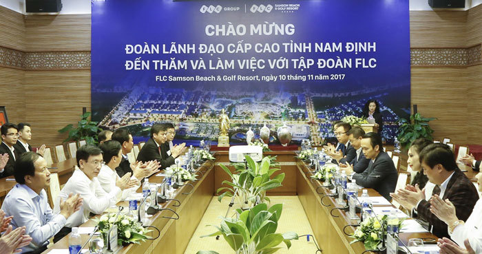 Bí thư Tỉnh ủy Nam Định: “Chính quyền tỉnh sẽ vào cuộc tích cực để hỗ trợ FLC nghiên cứu đầu tư” - Ảnh 1