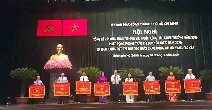 TP Hồ Chí Minh: Cần có phong trào hỗ trợ, thúc đẩy phát triển sản xuất, đặc biệt là dịch vụ - Ảnh 2