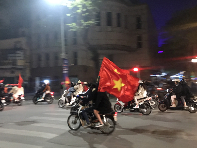 Triệu con tim Việt Nam vỡ òa với chiến thắng thuyết phục của U22 Việt Nam - Ảnh 17
