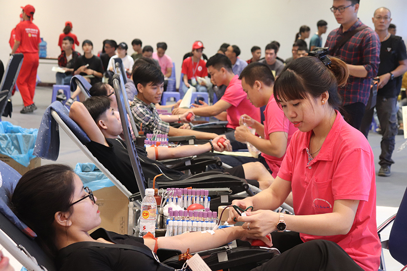 Hàng vạn người dân tham gia hiến máu Hành trình Đỏ 2019 - Ảnh 5