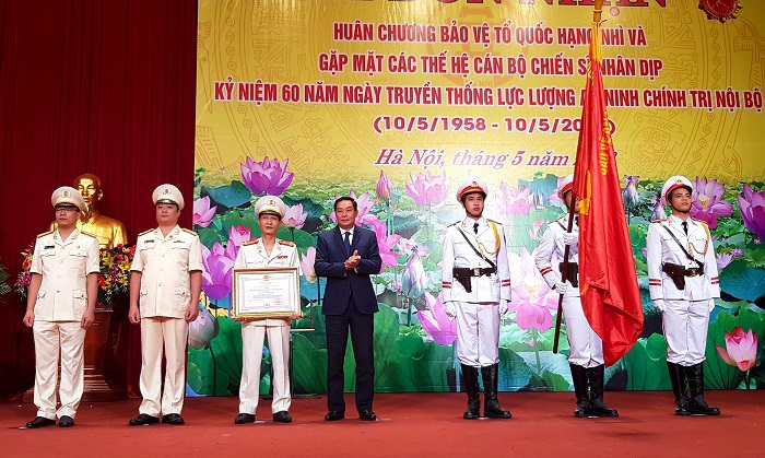 Lực lượng An ninh chính trị nội bộ đón nhận Huân chương Bảo vệ Tổ quốc hạng Nhì - Ảnh 2