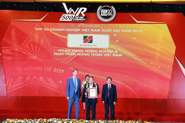 Agribank tiếp tục trong top 10 doanh nghiệp lớn nhất Việt Nam năm 2019 - Ảnh 1