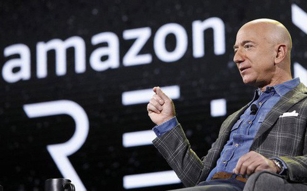 Cổ phiếu tăng vọt 5%, giá trị Amazon đạt 1,1 nghìn tỷ USD - Ảnh 1
