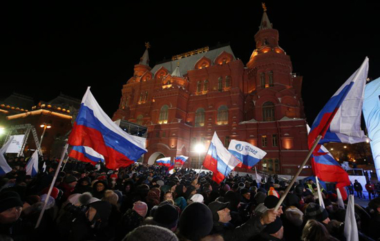 Hình ảnh ấn tượng nước Nga mừng chiến thắng lịch sử của Tổng thống Putin - Ảnh 8