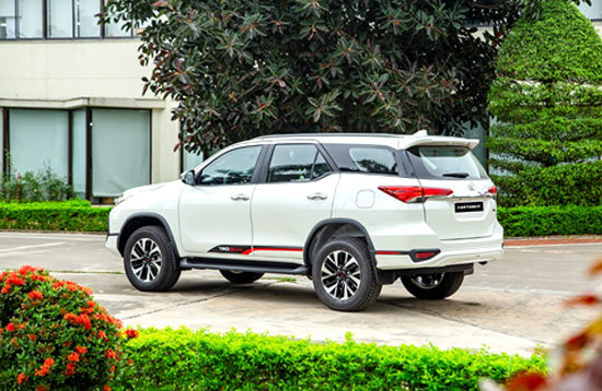 Fortuner 2019: Vững ngôi vương, thách thức mọi đối thủ - Ảnh 4