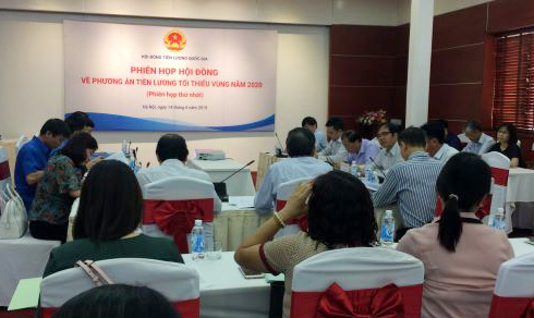 Phó Chủ tịch VCCI Hoàng Quang Phòng: Chúng tôi sẽ đề xuất mức tăng lương tối thiểu phù hợp! - Ảnh 1