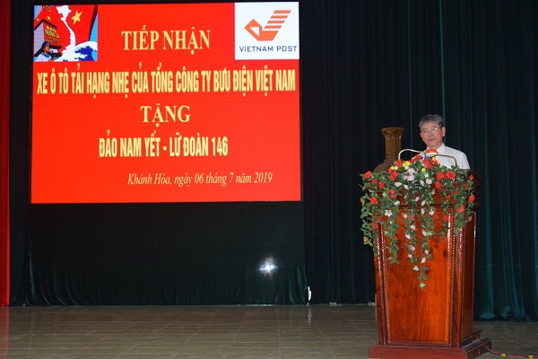 Bưu điện Việt Nam tặng xe ôtô cho bộ đội Trường Sa - Ảnh 1
