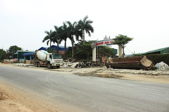 Hà Nội: Cận cảnh nhiều tuyến quốc lộ cần được sửa chữa, nâng cấp - Ảnh 14